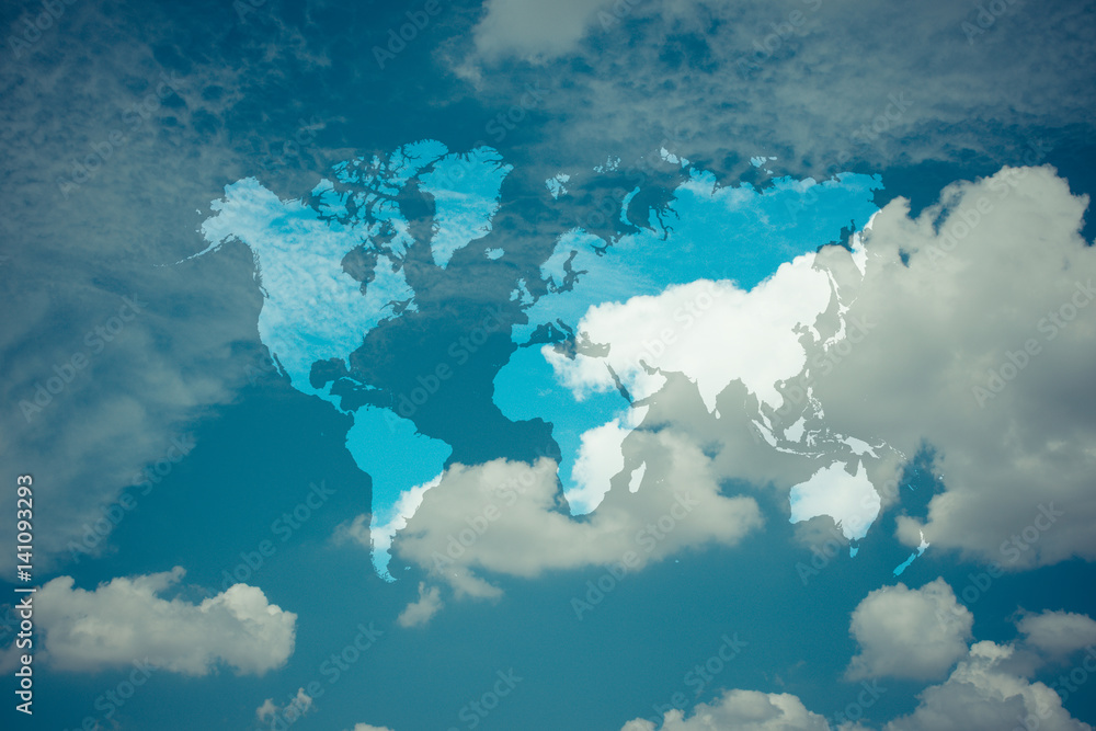 Obraz Chmura błękitnego nieba z mapą świata, proces w stylu vintage