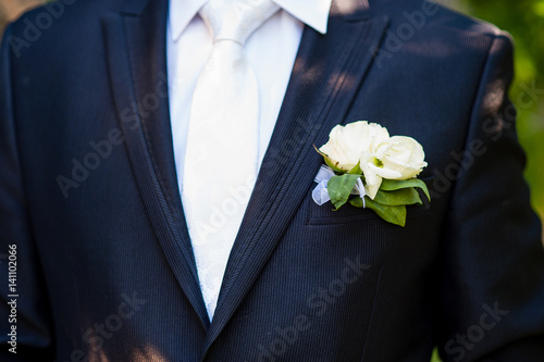 Beautiful boutonniere for the groom's suit.