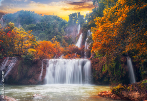 Fototapeta Naklejka Na Ścianę i Meble -  Thi Lo Su Waterfall Umphang, Tak Province.