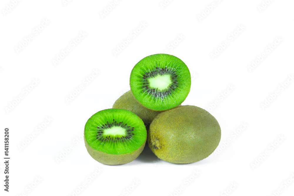 Obraz premium Fresh kiwi fruit sliced segments isolated on white background with clipping path.