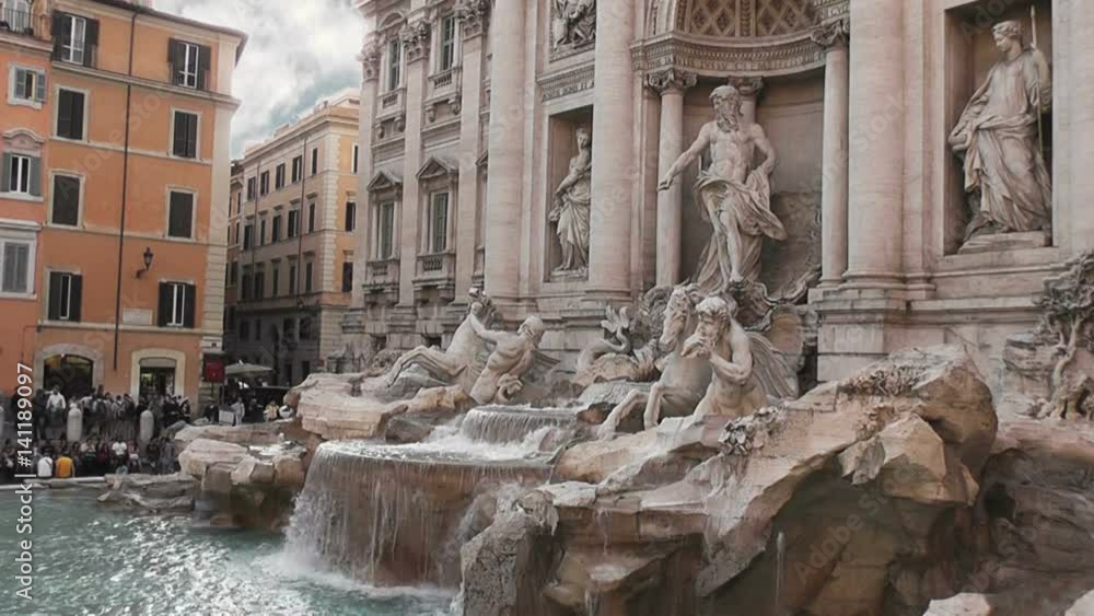 Trevi's Fountain, Rome, Italy, Real Time, 4k
Trevi's Fountain, Rome, Italy, Real Time, 4k