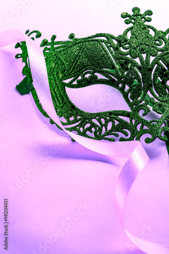 Single carnival disguise mask