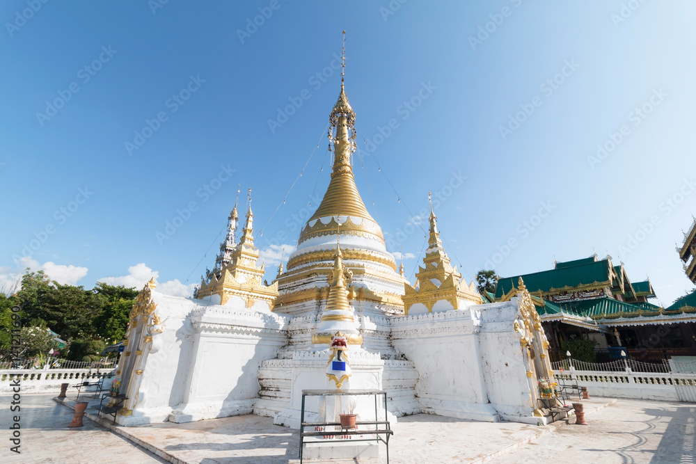 Wat Phra That Doi Kong Mu.