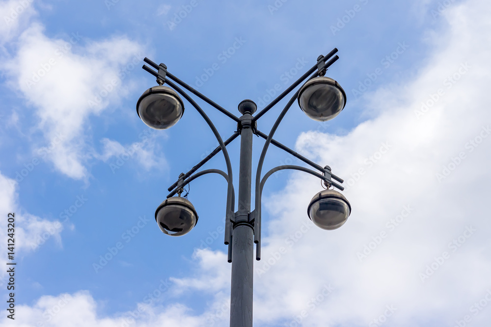 Street lamp