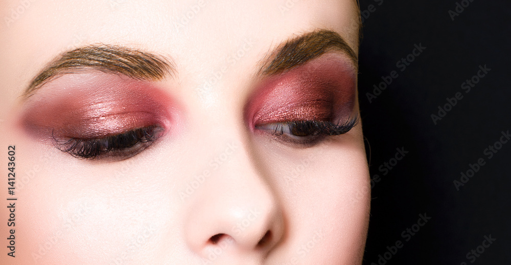 Naklejka premium Beautiful Girl. Perfect Make-up. Close-up Portrait