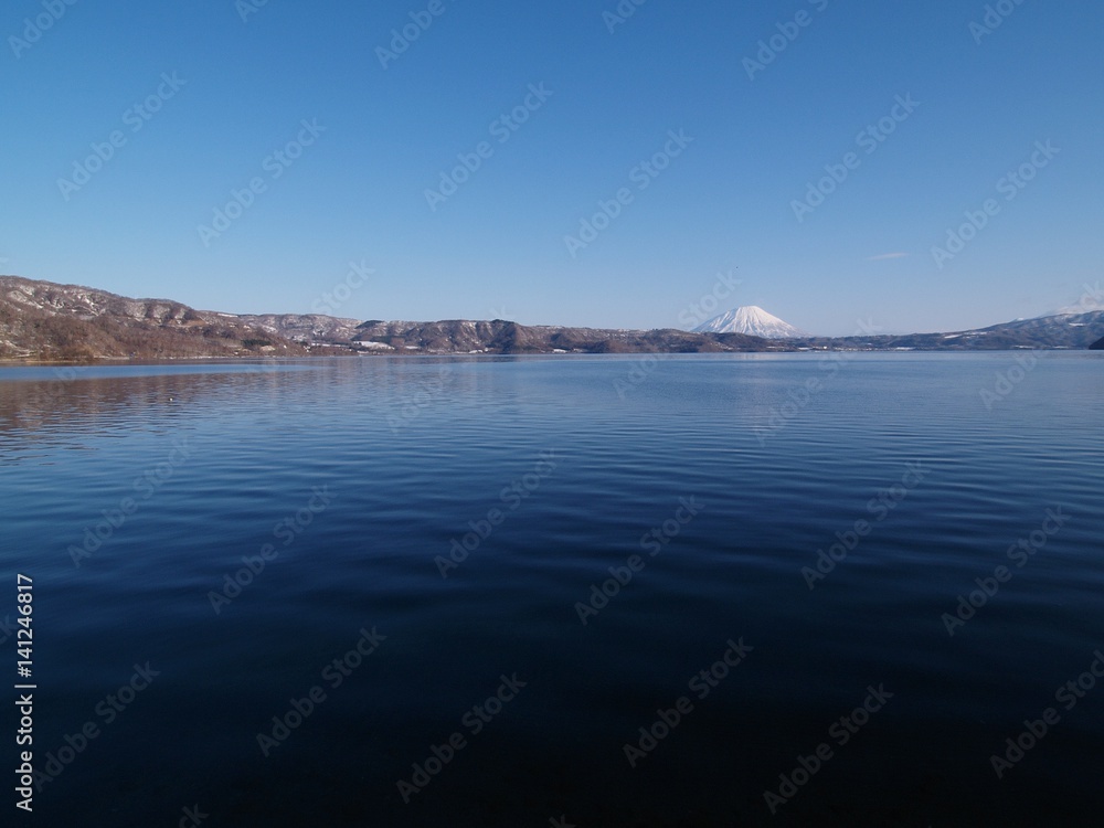 Fototapeta premium 洞爺湖