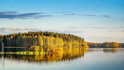 весенний пейзаж на уральской реке Иртыш, Россия, 