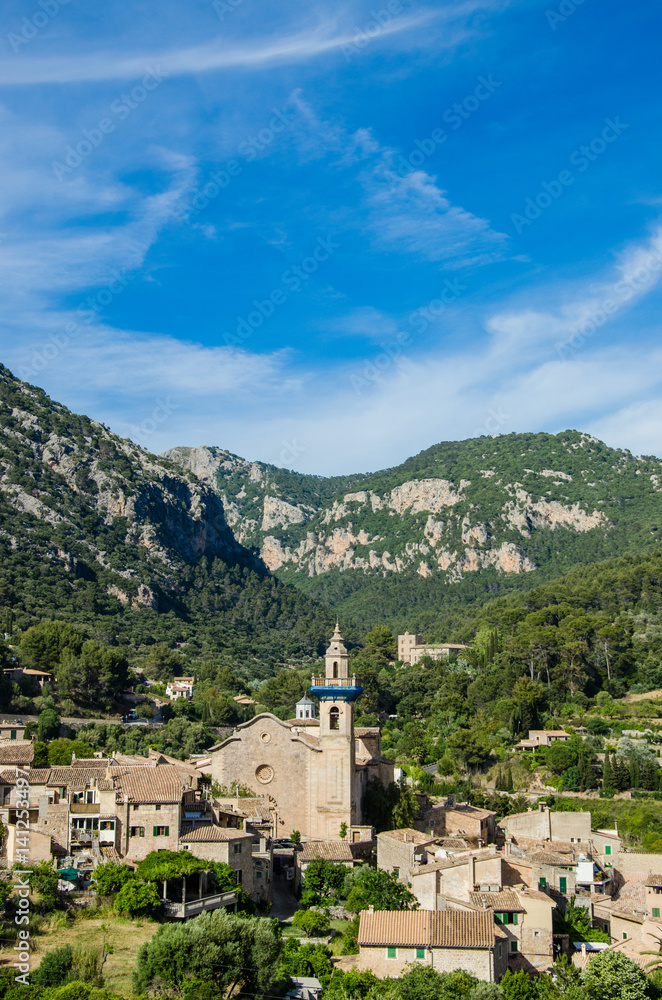 Blick auf Valldemossa (Mallorca)