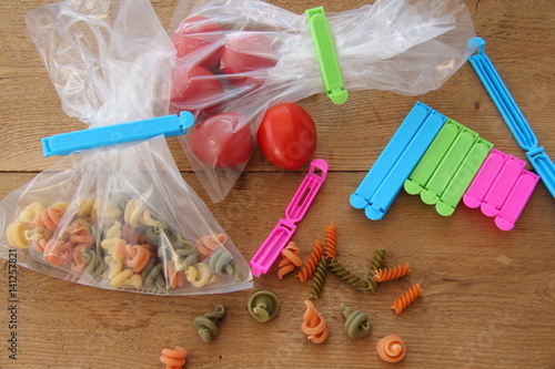 Gefrierbeutel mit Klammern