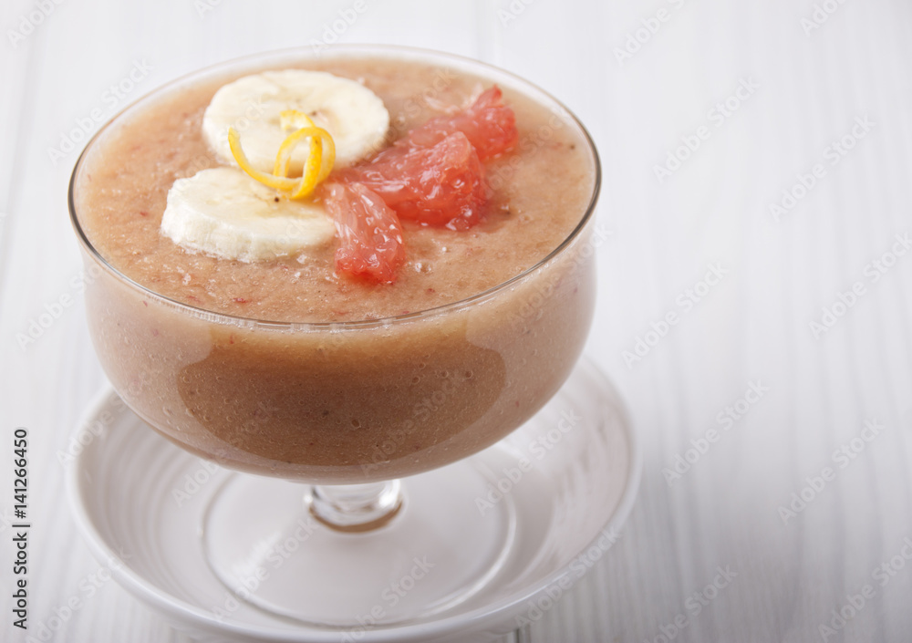 Smoothies with grapefruit, apple, banana Smoothies with grapefruit, apple, banana