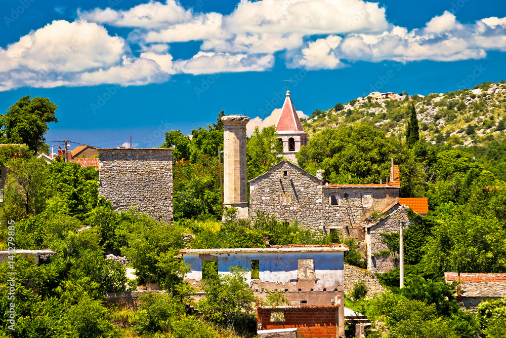Obraz premium Town of Drnis old church mosque