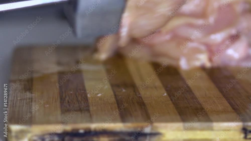 Slow motion meat tenderizer