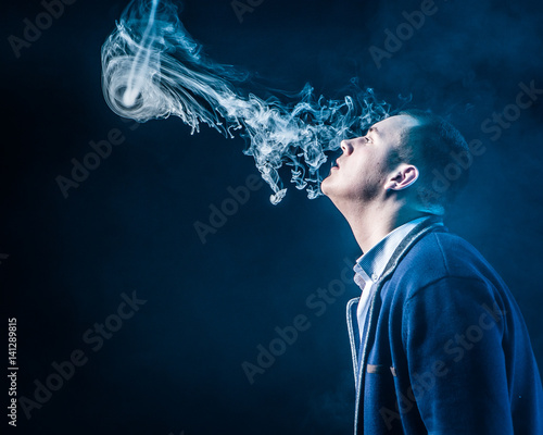Large rings of smoke. Medus...