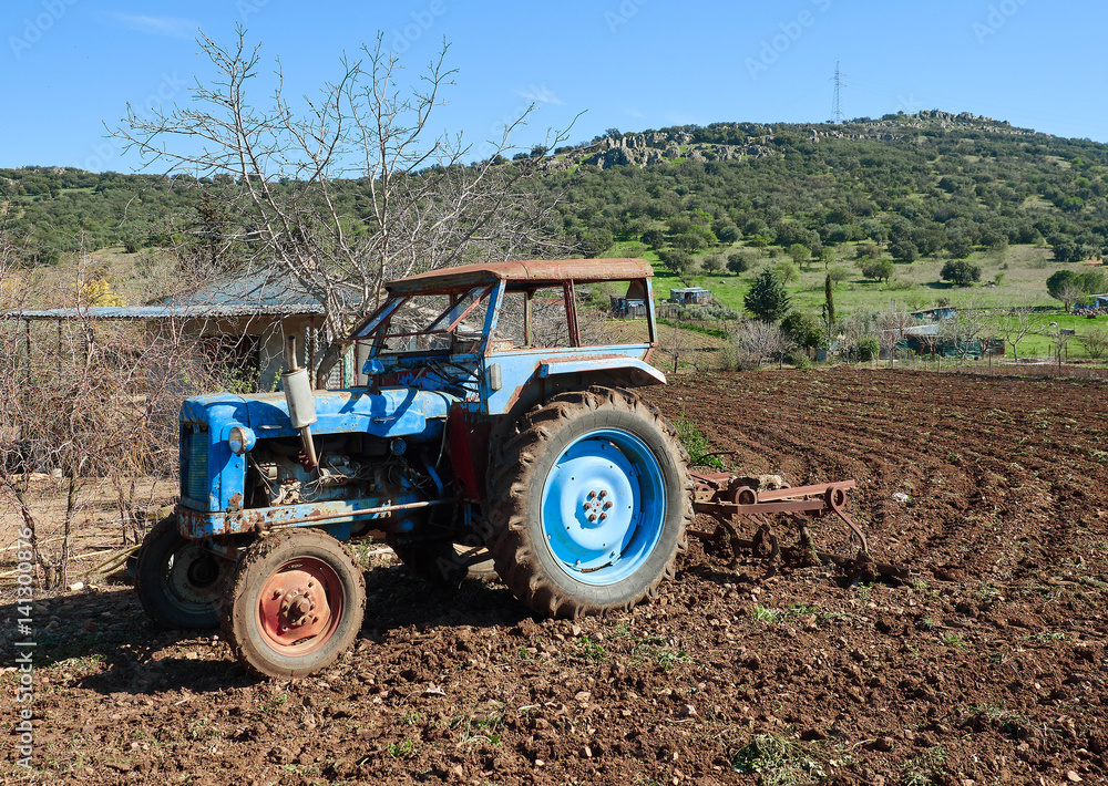 Viejo Tractor Oxidado Viejo Tractor Oxidado