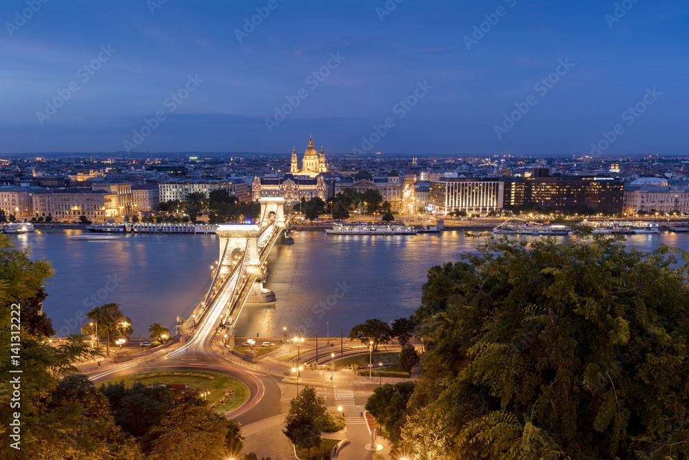 Chain Bridge at dusk in Budapest city