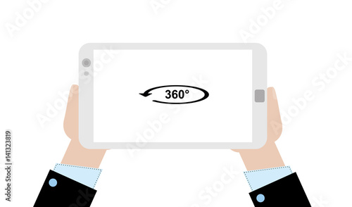 Person hält Tablet/Smartphone mit 360° Logo