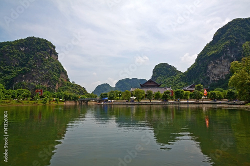  Tourist boat on terrestrial halong bay, Trang An, Ninh Binh, Vietnam © bvh2228