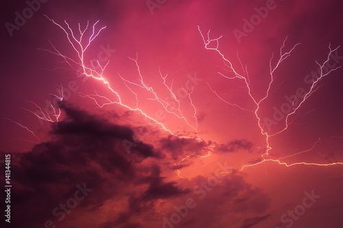 light red lightning - color change in the editor