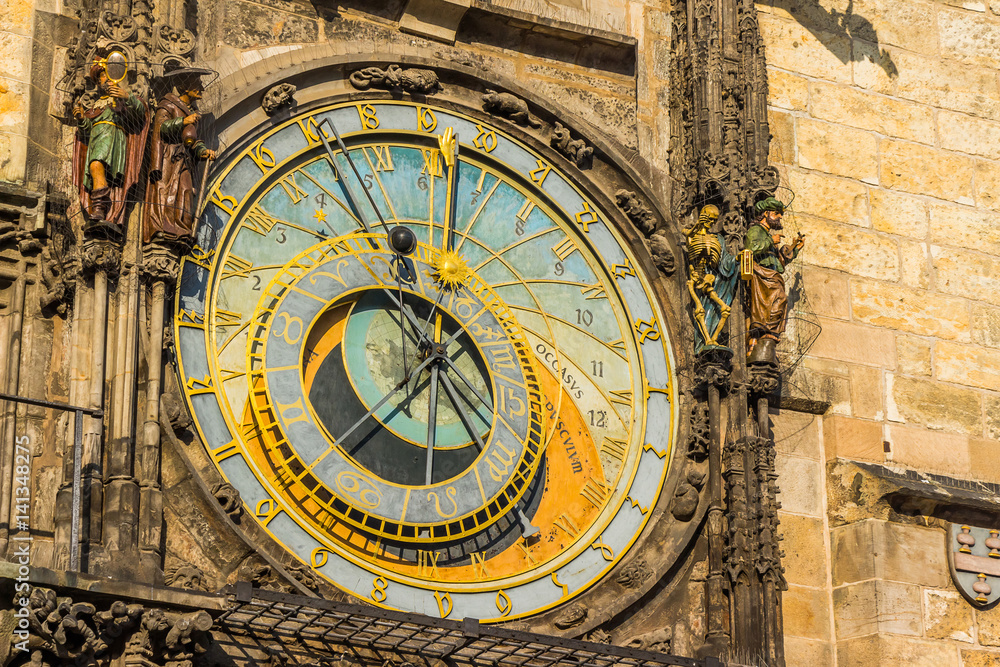 Obraz premium Close up of Prague Astronomical clock in old town square