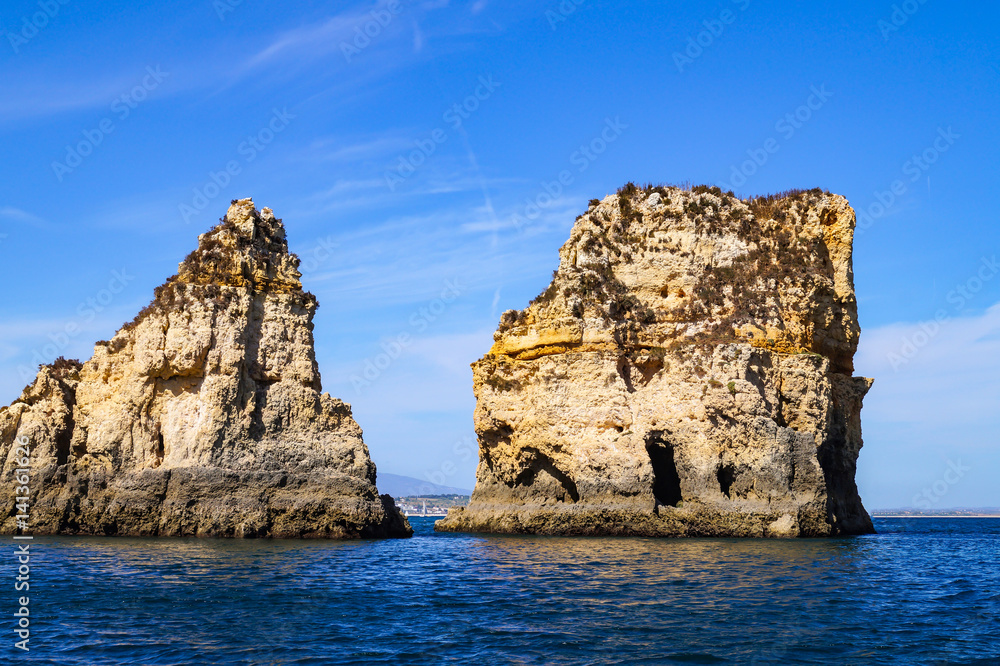 Naklejka premium Rocks at Algarve, Portugal
