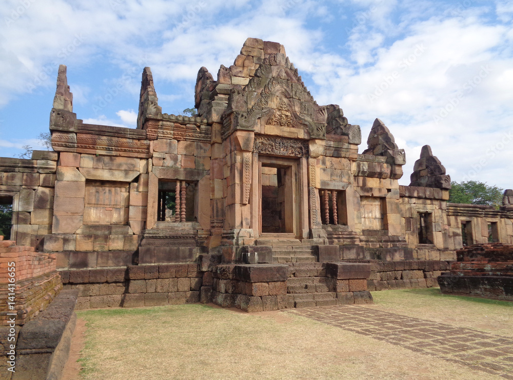 Stunning Ancient Khmer Temple of Prasat Hin Muang Tam Shrine Complex, Buriram, Thailand 