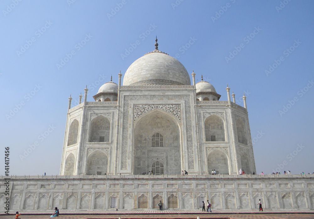 Dynamic perspective view of the Taj Mahal mausoleum in Agra, India, with the main building portal and dome