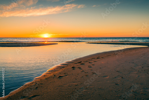 Fototapeta Naklejka Na Ścianę i Meble -  Sunset at Glenelg Beach