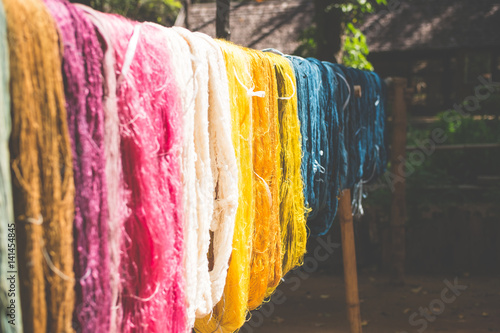 Multi-Colors Dyed Yarn from Natural Color Material