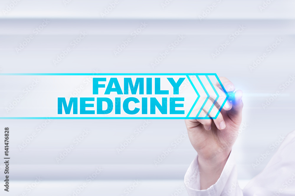 Naklejka premium Medical doctor drawing family medicine on the virtual screen.