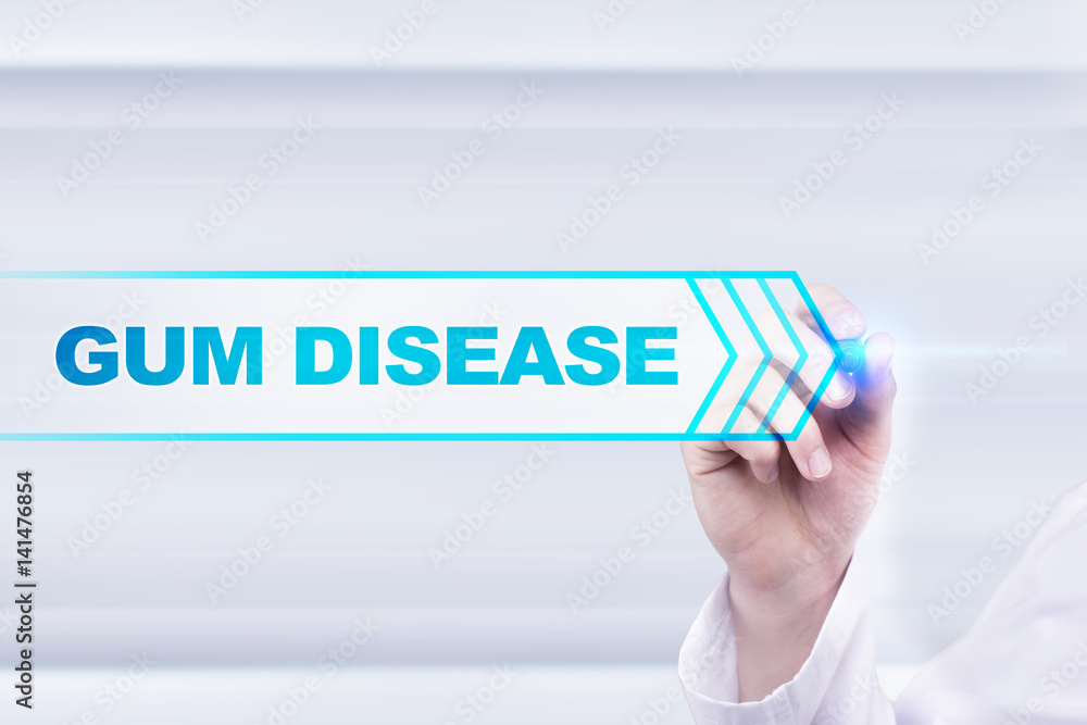 Naklejka premium Medical doctor drawing gum disease on the virtual screen.