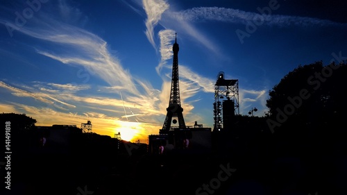 Εκτύπωση καμβά Eiffel Tower in Sunset