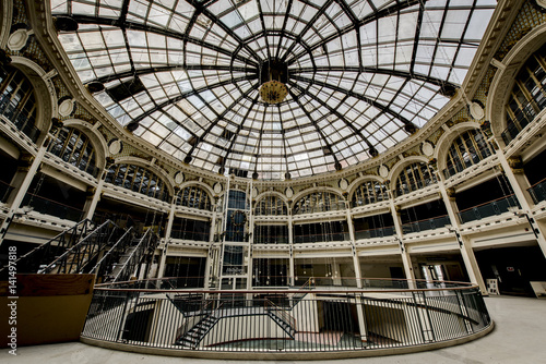 Cuadro en lienzo Abandoned Shopping Mall - Dayton, Ohio
