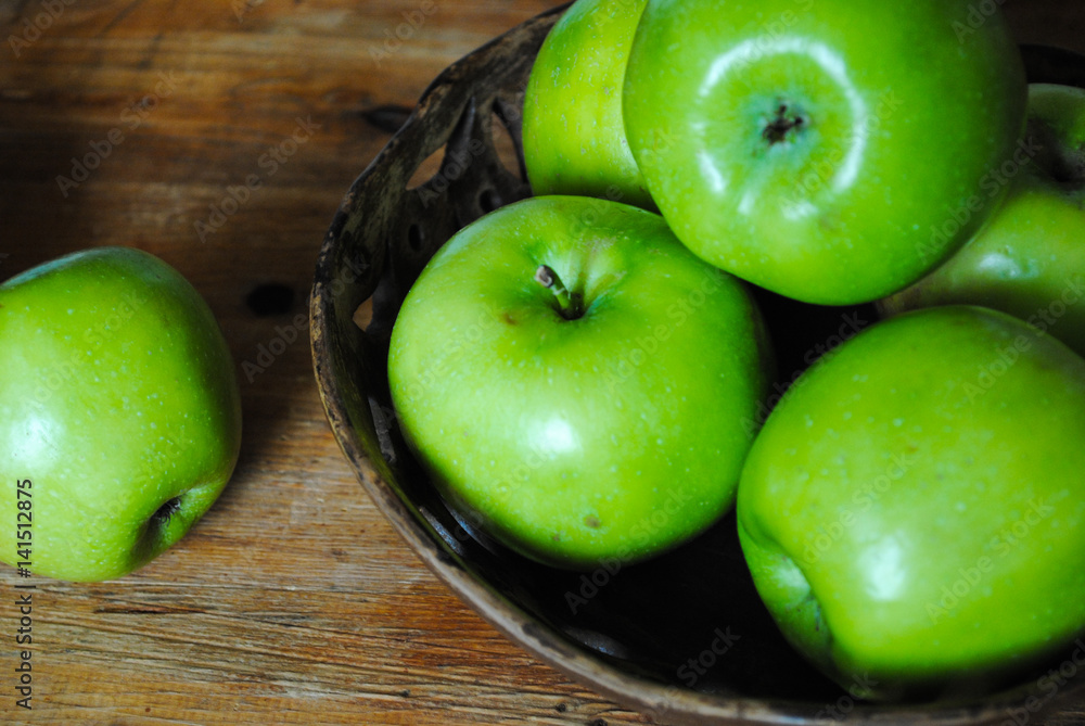 Green apples Green apples