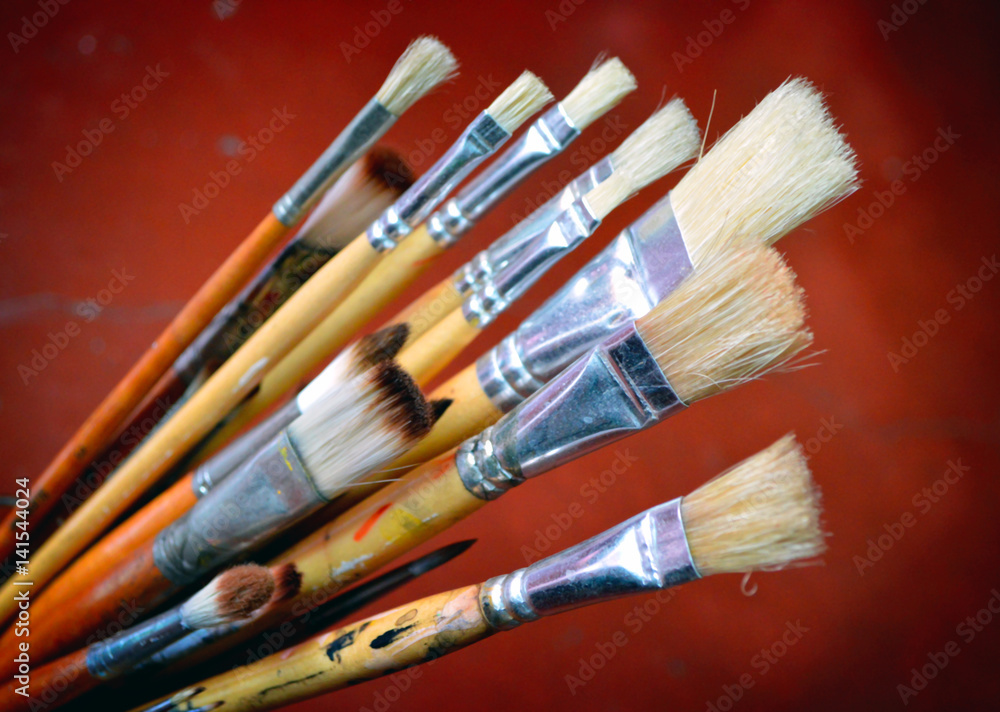  Bunch of Brushes