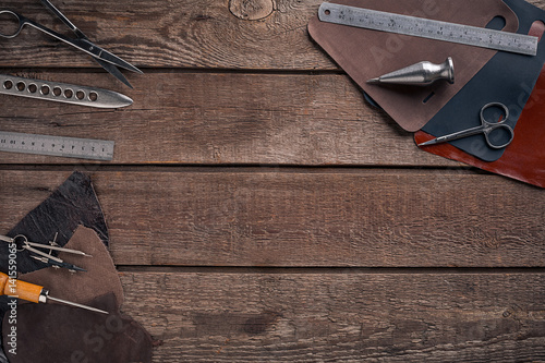 Εκτύπωση καμβά Leather products. Work place craftsman in a workshop. Top view