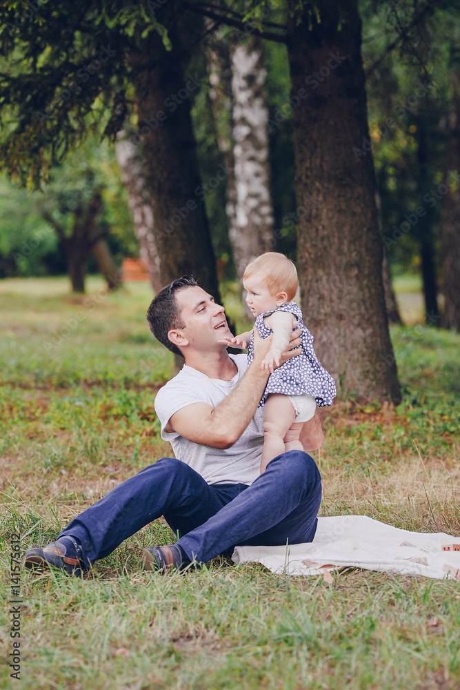 Fototapeta premium Dad and daughter