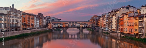 Florence Ponte Vecchio panorama sunrise reflection