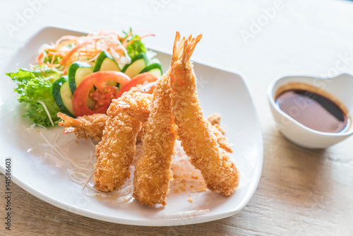 fried shrimp with tonkatsu sauce