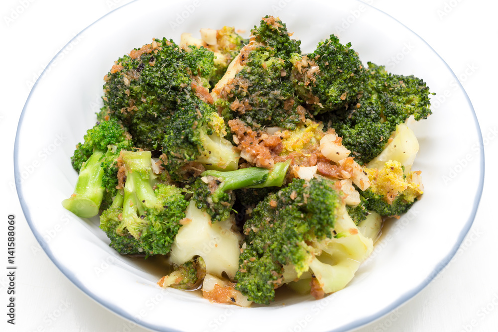Home Cooked Meal, Fried Broccoli with Oyster Sauce Home Cooked Meal, Fried Broccoli with Oyster Sauce