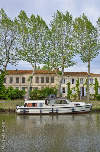 Yacht in the canal de Jonction at Salleles d'Aude © OlegMit