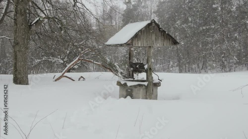 Wallpaper Mural Falling snow in winter Torontodigital.ca