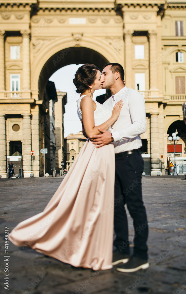 happy newlyweds in Italy