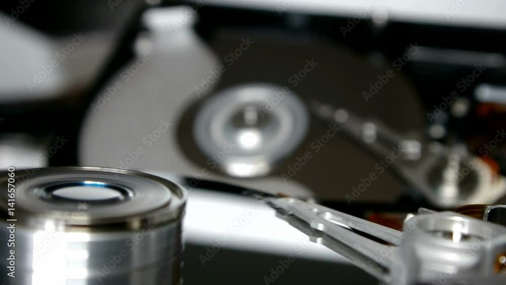Inside job 2 hard drives,the front focus Inside job 2 hard drives,the front focus