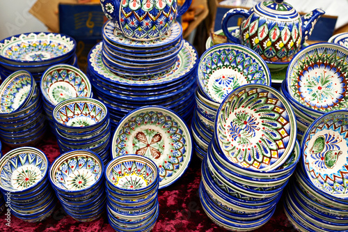 Uzbek traditional ceramic ware in market