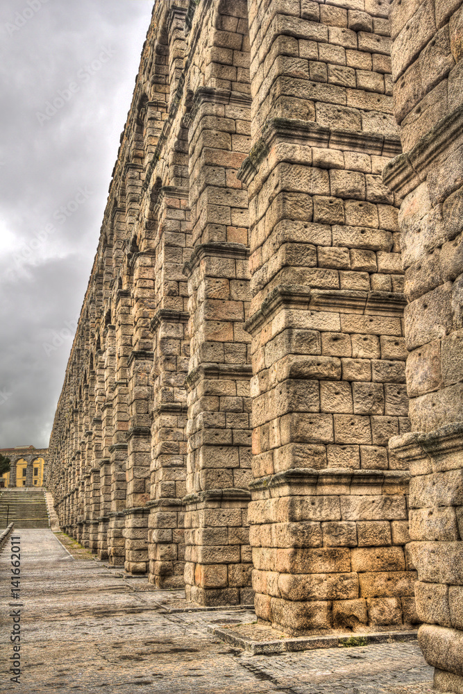 Fototapeta premium Roman Aquaduct in Segovia, Spain