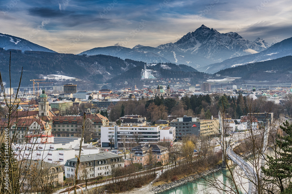 Innsbruck bei Dämmerung