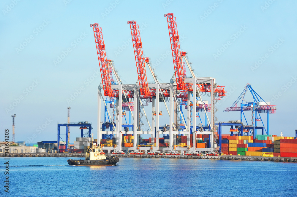 Tugboat and port cargo crane