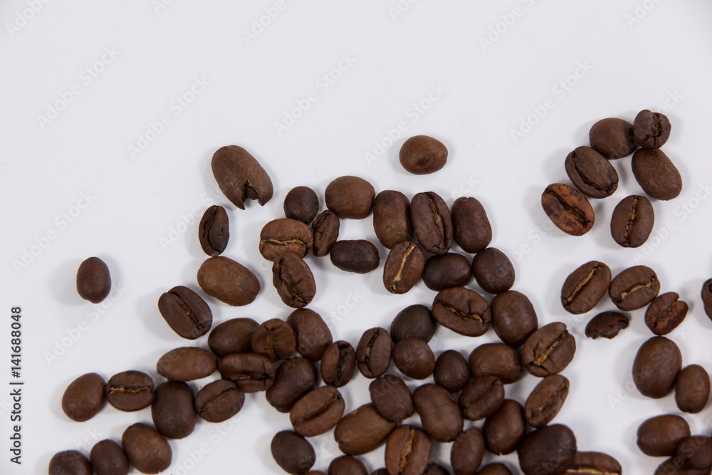 Obraz premium Roasted coffee beans