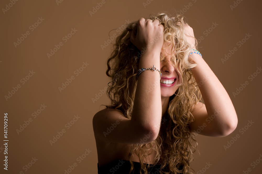 Obraz premium beautiful young charming girl