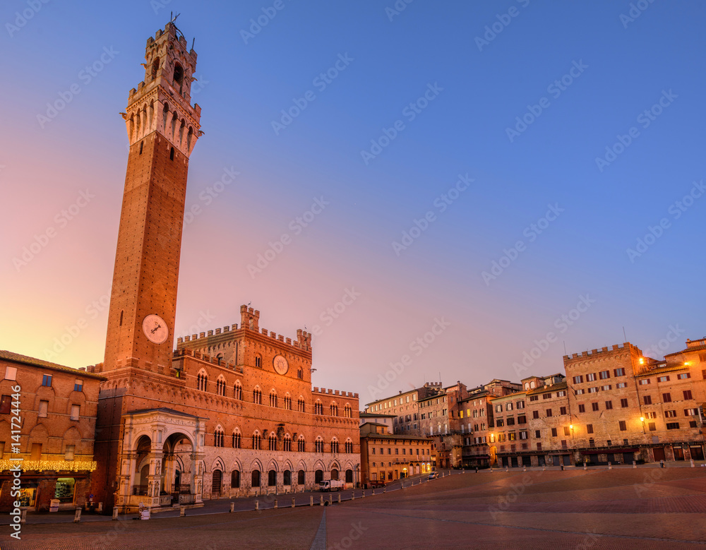 Piazza del Campo in the old town Siena, Tuscany, Italy